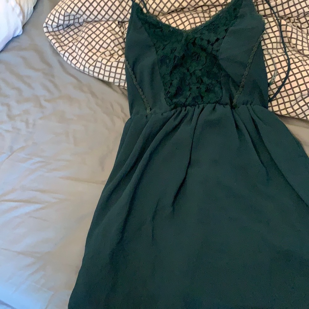 green dress